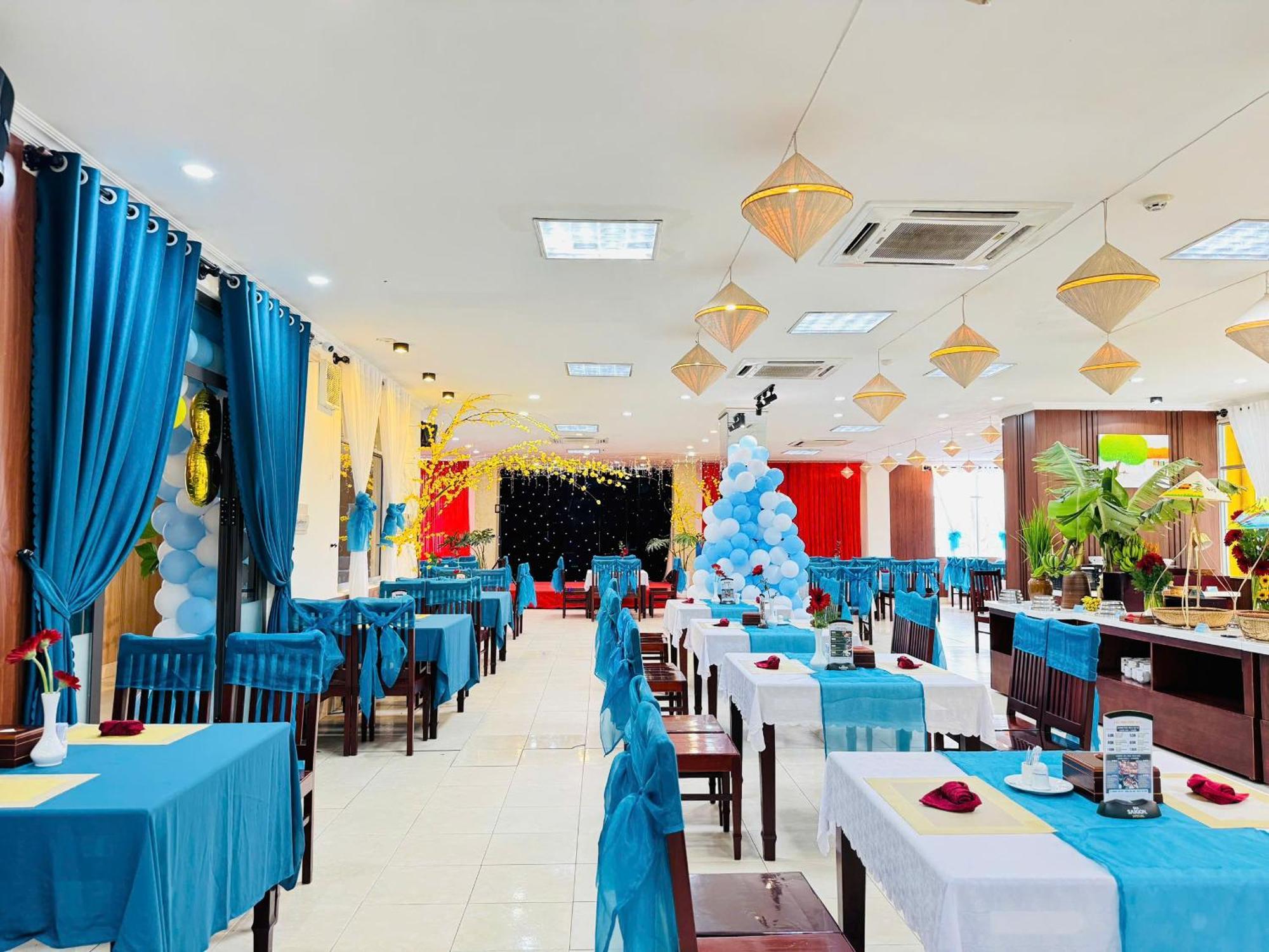 Hotel Khach San Hung Vuong Quang Ngai Exteriér fotografie